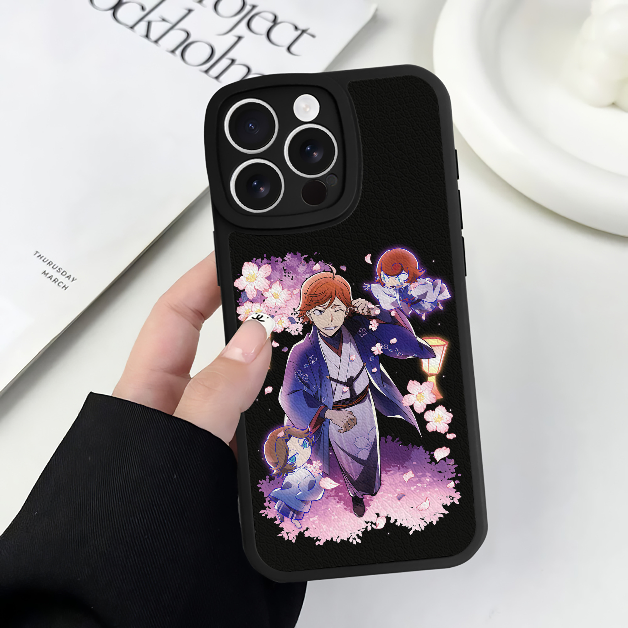 （画像用） 文豪ストレイドッグス Bungo Stray Dogs 【iPhone 16シリーズ対応】シリコンスマホケース（レザー調） 材質：シリコン